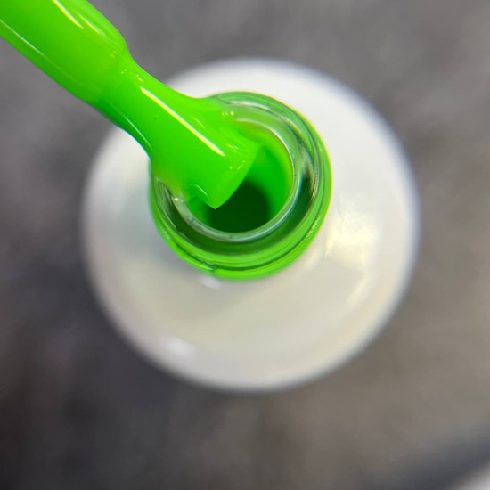 Neon base 01 зеленый 15ml