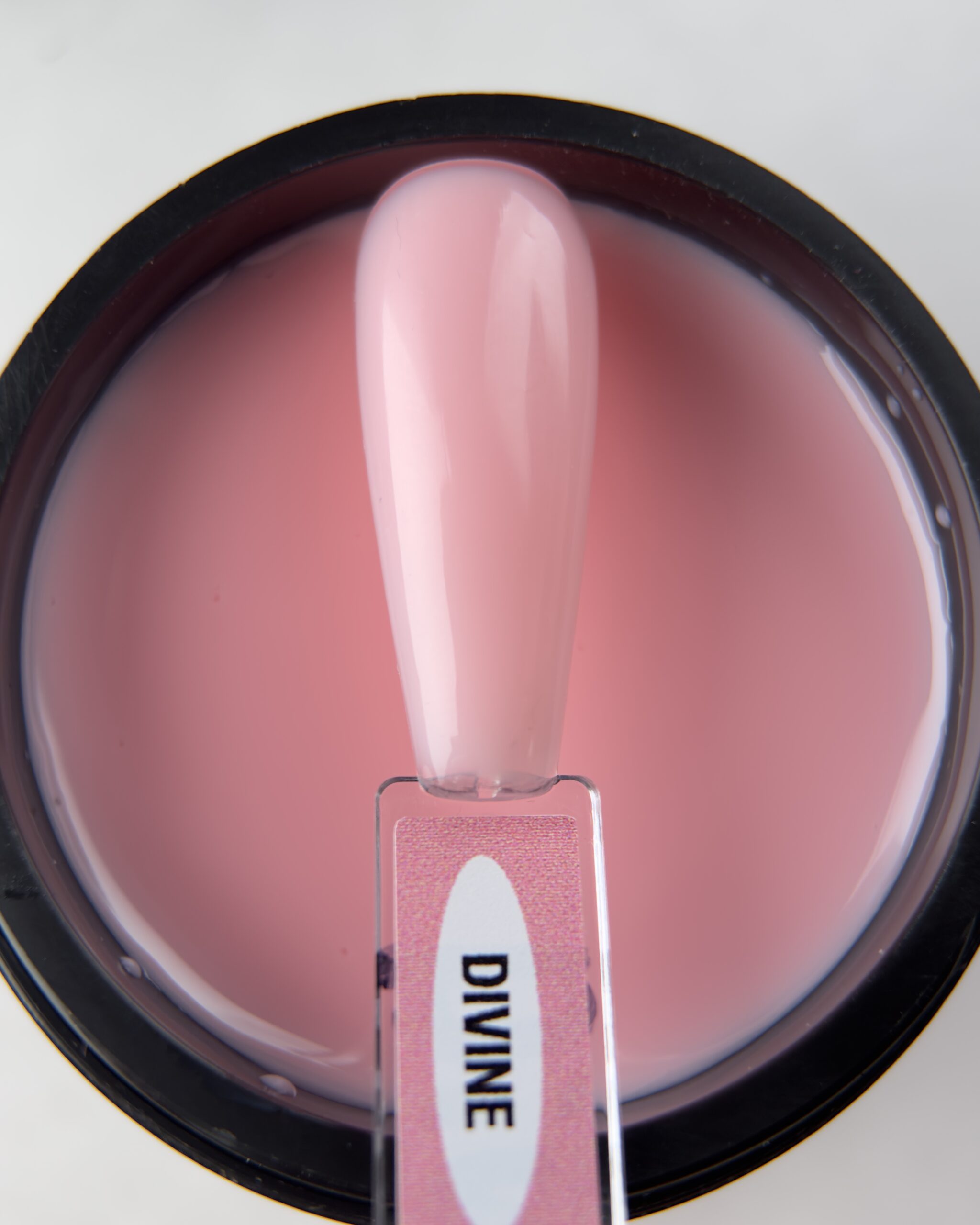 Classic gel 09 DIVINE 15gr